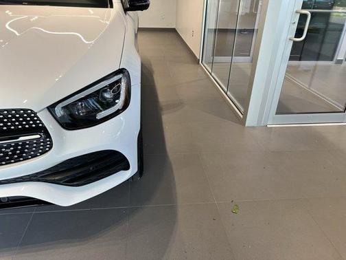 2022 Mercedes-Benz GLC 300 Base 4MATIC