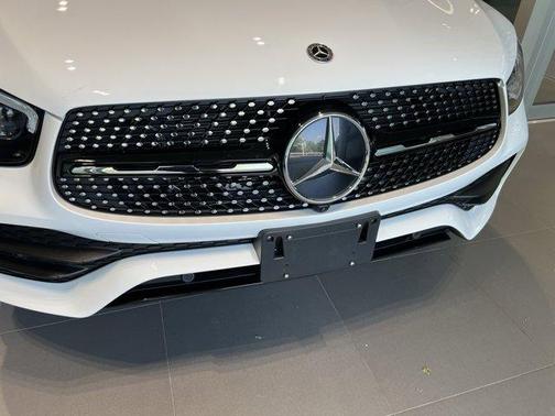 2022 Mercedes-Benz GLC 300 Base 4MATIC