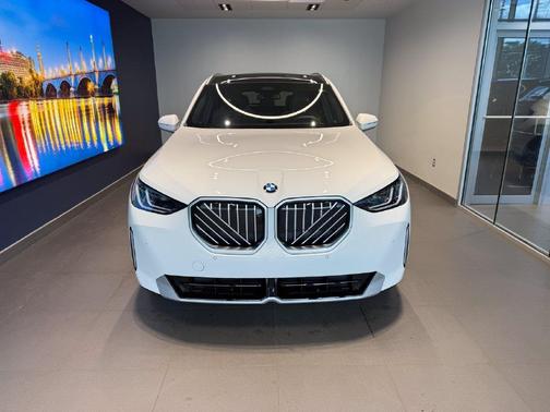 Alpine White 2026 BMW X3 30 xDrive