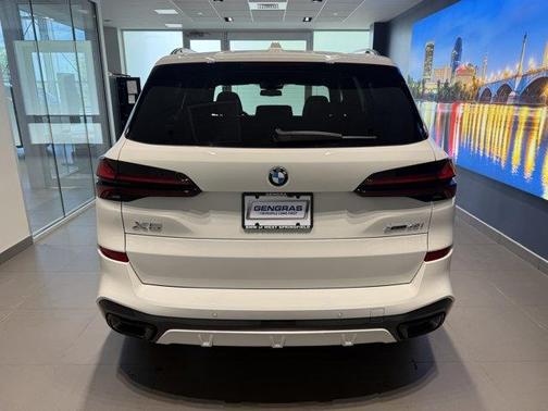 Alpine White 2026 BMW X5 xDrive40i