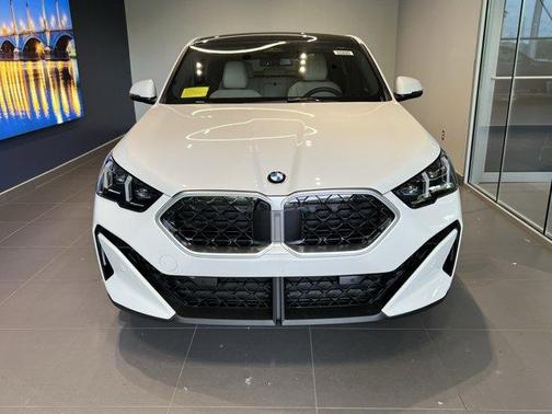 2025 BMW X2 xDrive28i