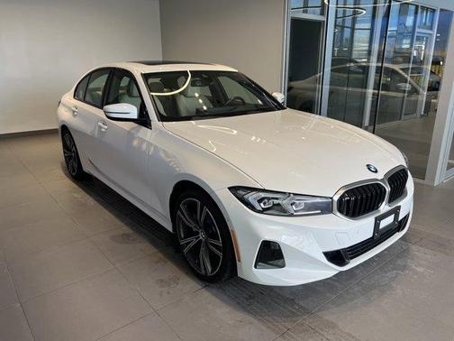 2023 BMW 330 i xDrive