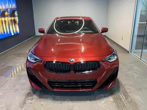 2025 BMW 230 i xDrive