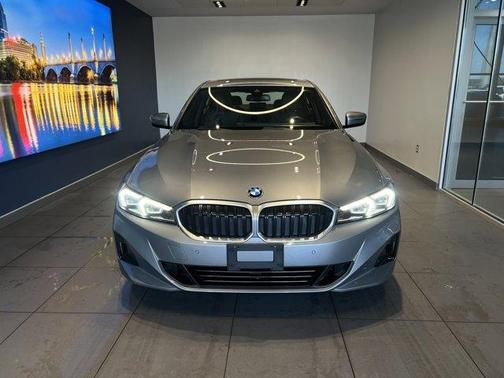 2023 BMW 330 i xDrive