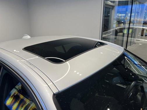 2017 BMW 330 i xDrive