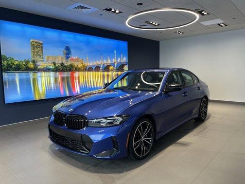 2023 BMW 330 i xDrive
