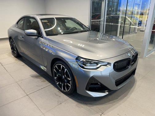 2025 BMW 230 i xDrive