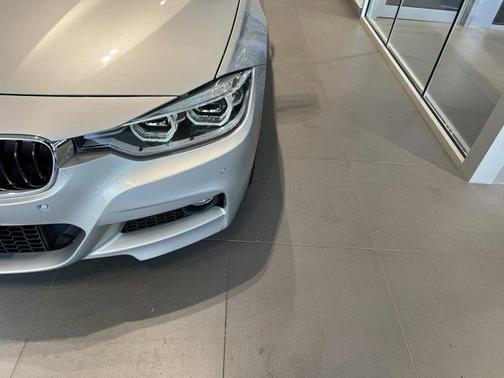 2018 BMW 330e iPerformance