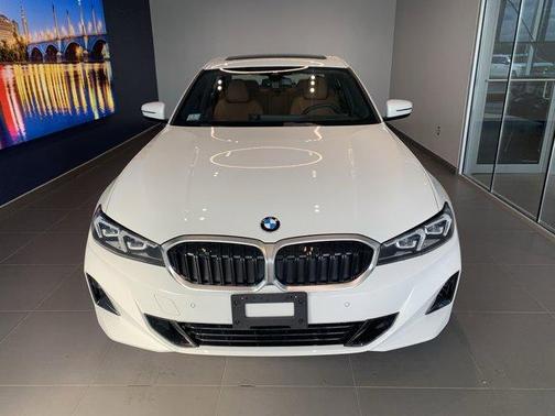 2025 BMW 330 i xDrive