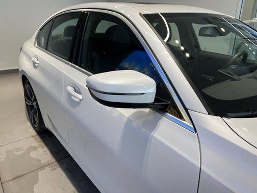 2024 BMW 330 i xDrive