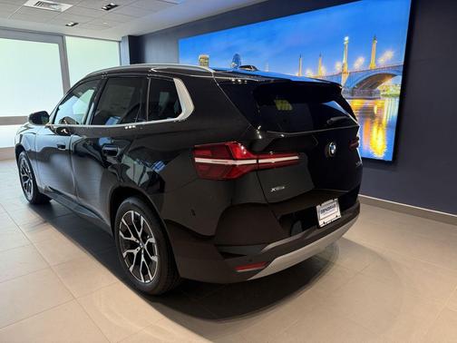 Black Sapphire Metallic 2026 BMW X3 30 xDrive