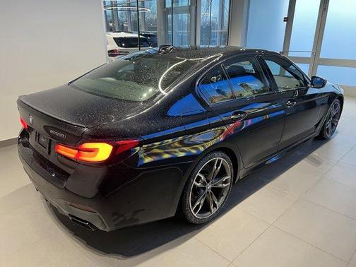 2023 BMW M550 i xDrive