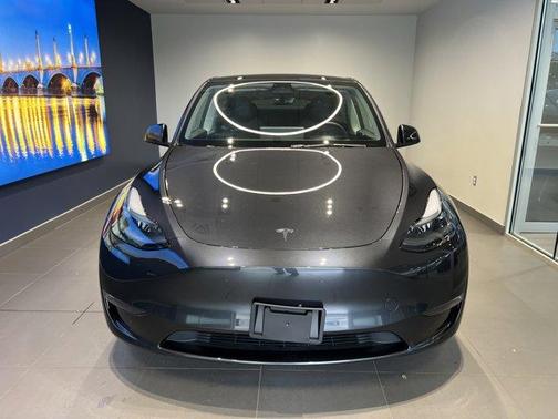 2025 Tesla Model Y Long Range