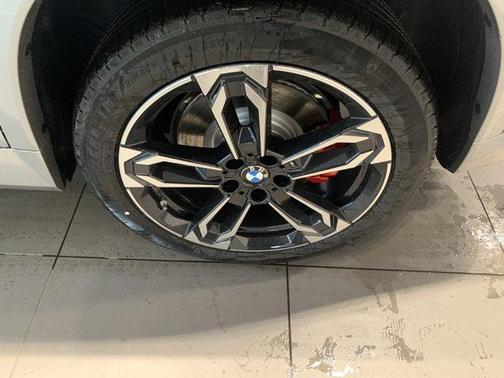 2025 BMW X1 M35i