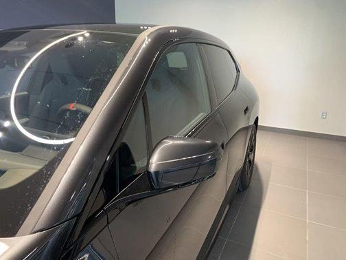 2025 BMW iX M60