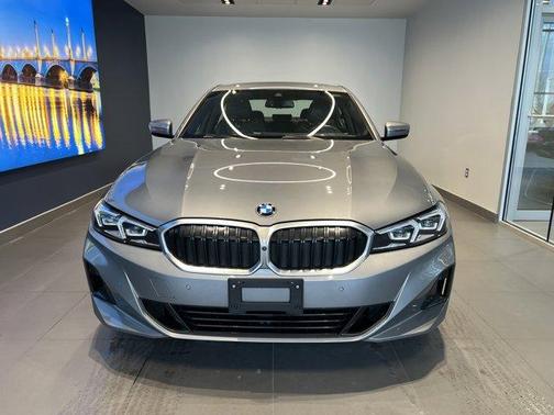 2023 BMW 330 i xDrive