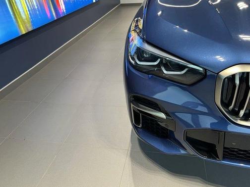 2023 BMW X5 M50i