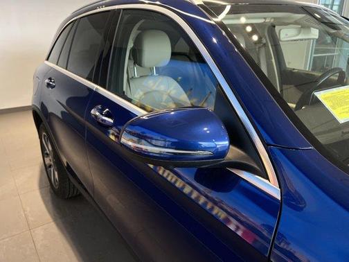 2020 Mercedes-Benz GLC 300 Base 4MATIC