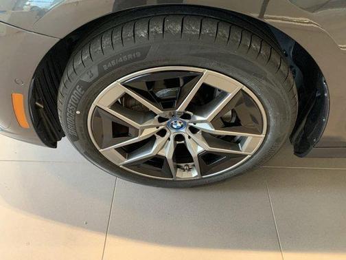 2024 BMW i5 eDrive40