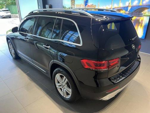 2022 Mercedes-Benz GLB 250 Base 4MATIC