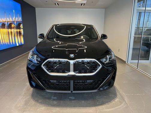 Jet Black 2026 BMW X2 xDrive28i