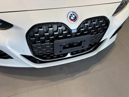 2023 BMW M440 i xDrive