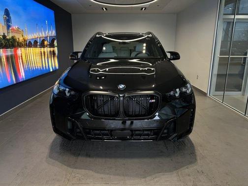 2026 BMW X5 M60i