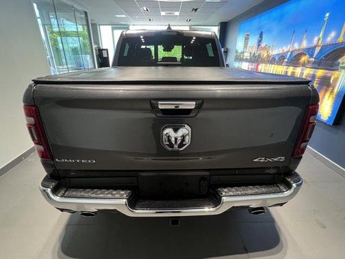 Granite Crystal Clearcoat Metallic 2022 RAM 1500 Limited