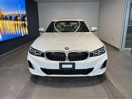 2025 BMW 330 i xDrive