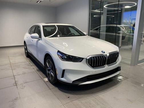 2025 BMW i5 xDrive40