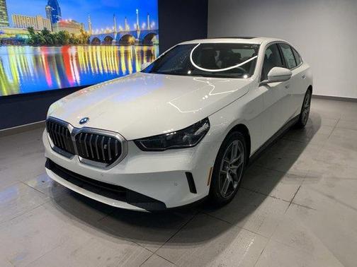2025 BMW i5 xDrive40