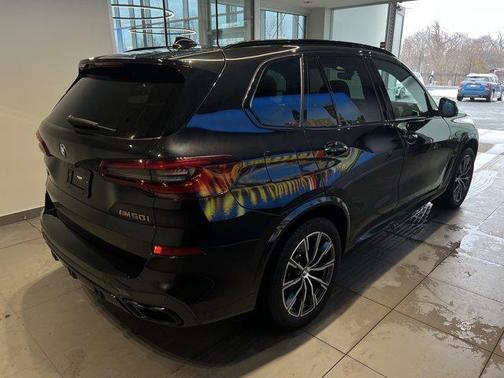 2023 BMW X5 M50i