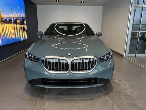 2024 BMW 540 i xDrive