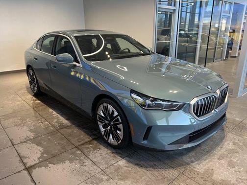 2024 BMW 530 i xDrive