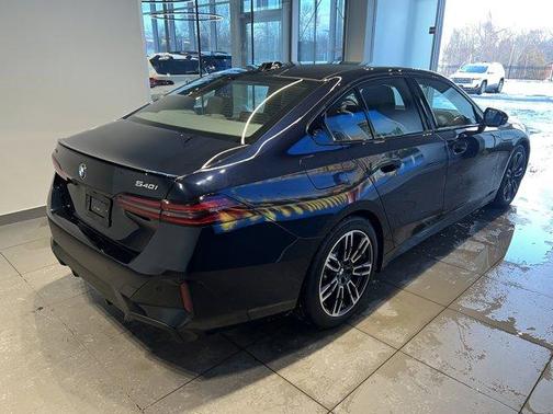 2024 BMW 540 i xDrive
