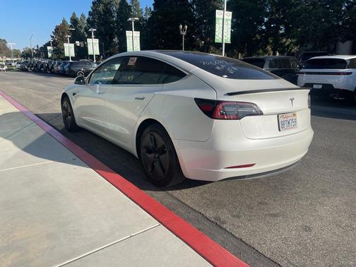 2020 Tesla Model 3 Standard Range Plus