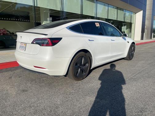 2020 Tesla Model 3 Standard Range Plus