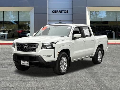 2022 Nissan Frontier SV