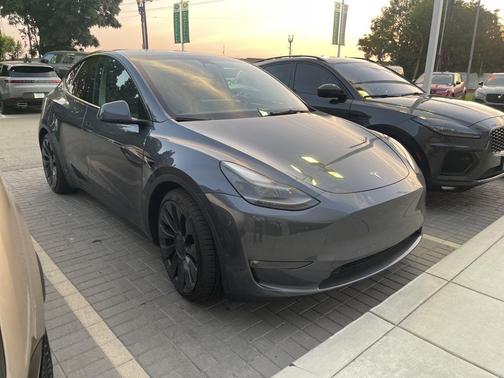 2022 Tesla Model Y Performance Dual Motor All-Wheel Drive