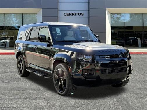 2025 Land Rover Defender V8