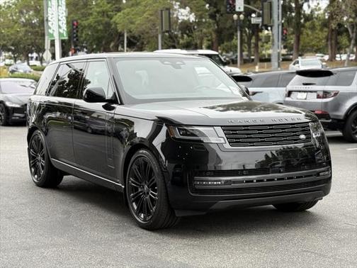 2025 Land Rover Range Rover P530 SE 7 Seat