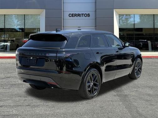 2026 Land Rover Range Rover Velar P250 SE R-Dynamic