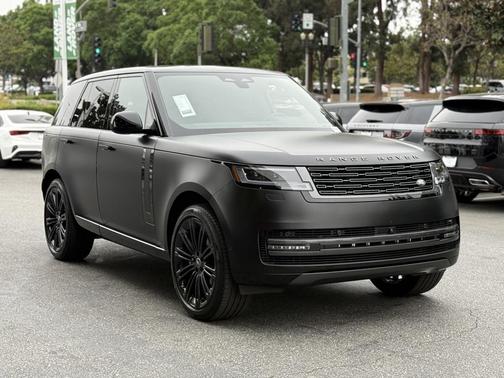 2025 Land Rover Range Rover P530 SE