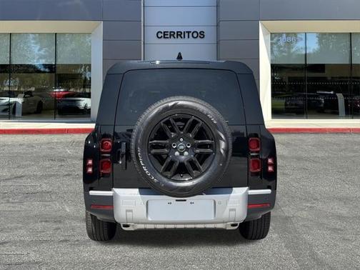 2025 Land Rover Defender 130 P300 S