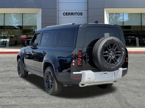 2025 Land Rover Defender 130 P300 S