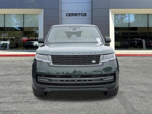 2025 Land Rover Range Rover P530 SE 7 Seat
