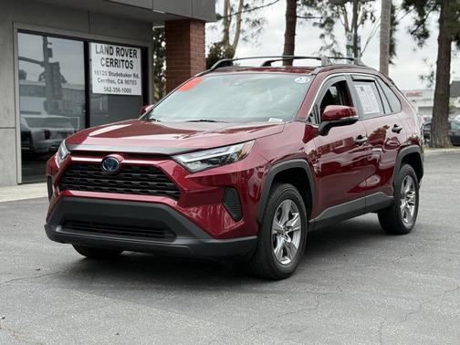 2023 Toyota RAV4 Hybrid XLE
