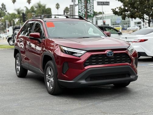 2023 Toyota RAV4 Hybrid XLE
