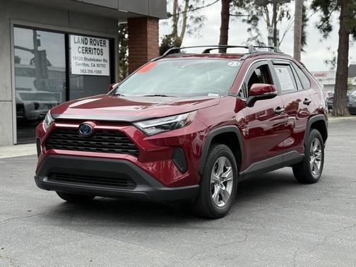 2023 Toyota RAV4 Hybrid XLE