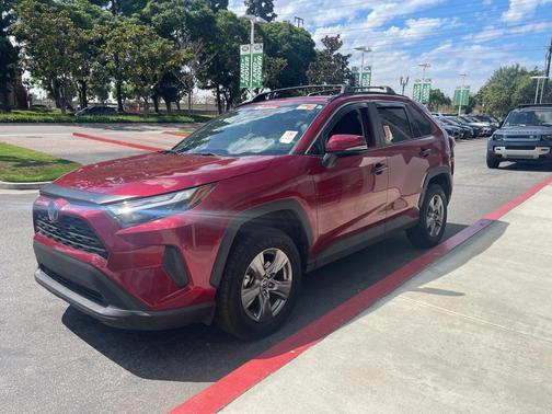 2023 Toyota RAV4 Hybrid XLE